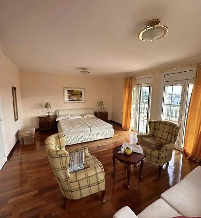Villa Paraiso *